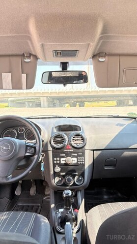 Opel Corsa-4