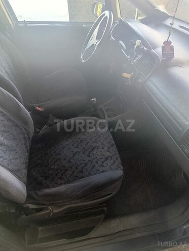 Opel Zafira-11