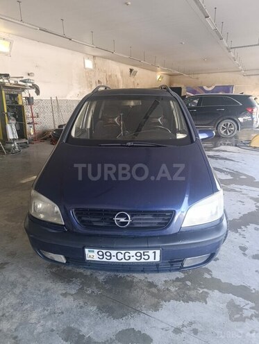 Opel Zafira-15