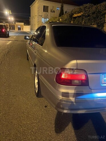 BMW 525-11
