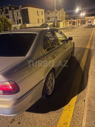 BMW 525-10