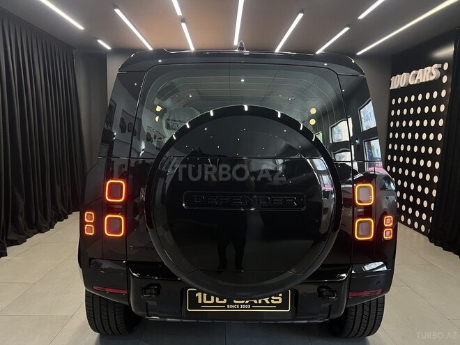 Land Rover Defender-5