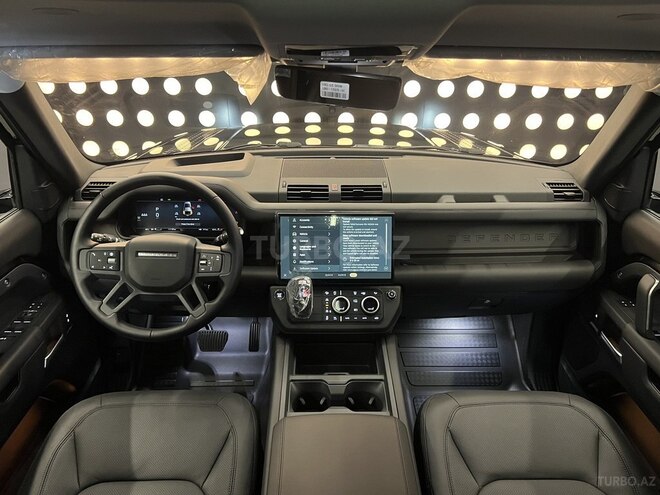 Land Rover Defender-14