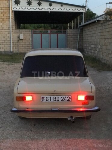 LADA (VAZ) 21011-2