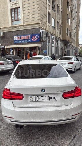 BMW 330-2