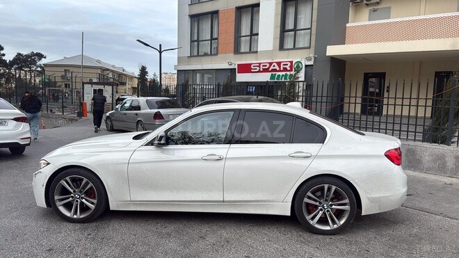 BMW 330-4