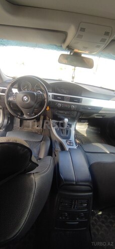 BMW 320-8
