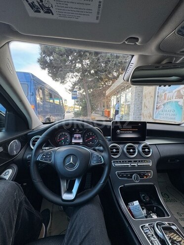 Mercedes C 350 e-4