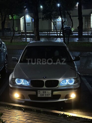 BMW 320-4