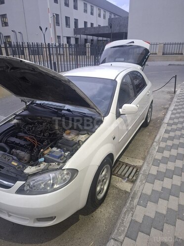 Chevrolet Lacetti-13
