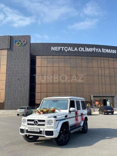 Mercedes G 300-3