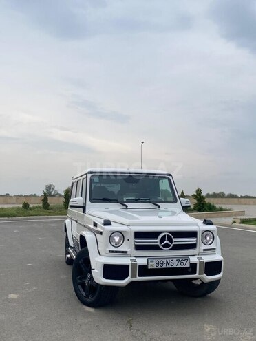 Mercedes G 300-1