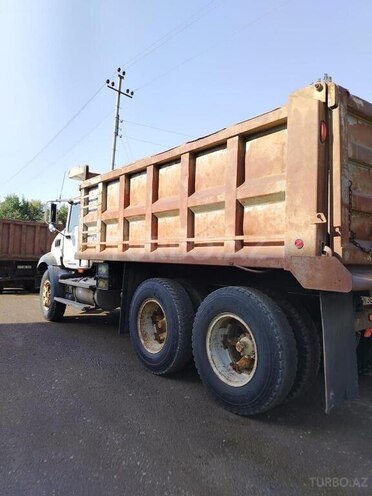 Mack Granite-5