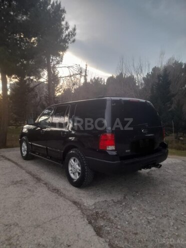 Ford Expedition-3