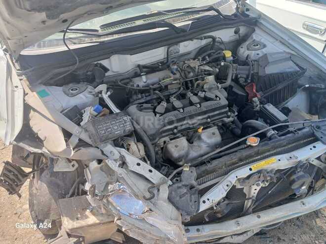 Nissan Sunny-2