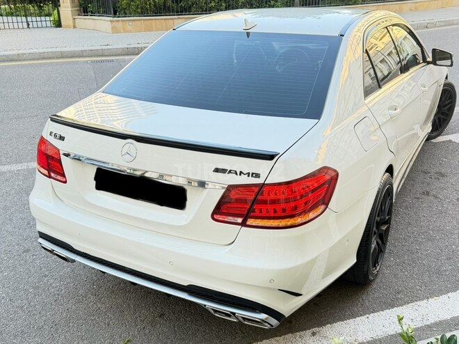 Mercedes E 250-6