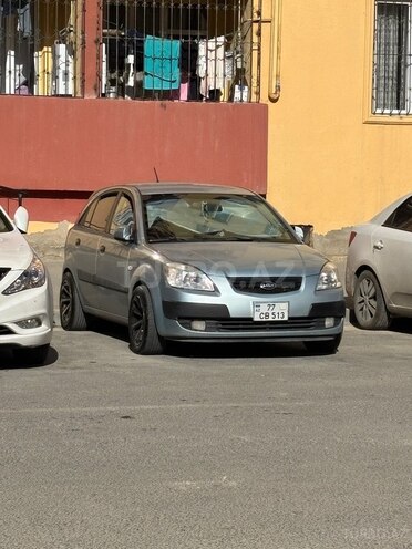 Kia Rio-1