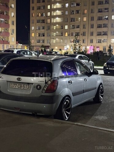 Kia Rio-4