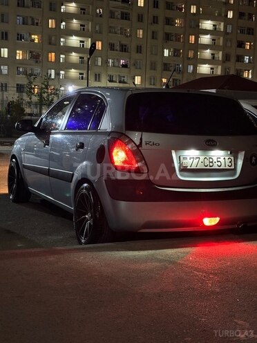 Kia Rio-6