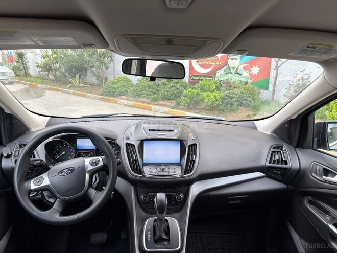 Ford Escape-6