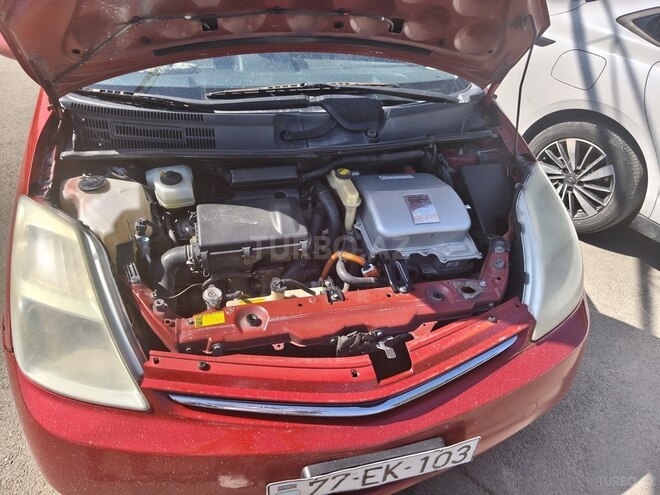 Toyota Prius-6