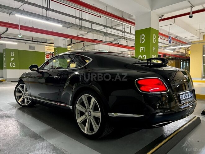 Bentley Continental GT-4