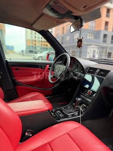 Mercedes C 240-6