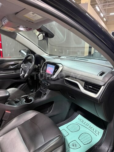 GMC Terrain-12