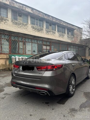 Kia Optima-2