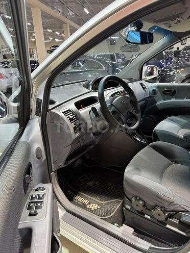 Hyundai Matrix-12