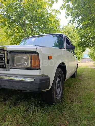 LADA (VAZ) 2107-15