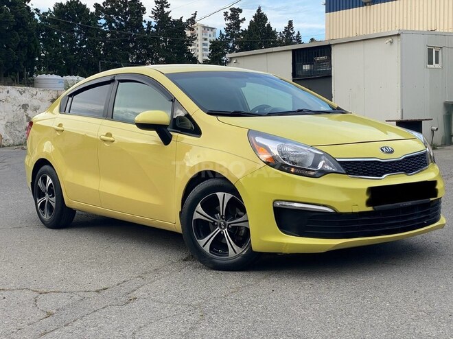 Kia Rio-12