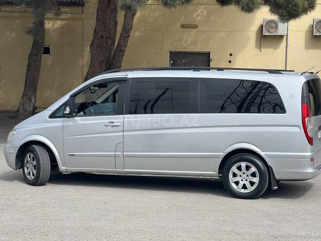 Mercedes Viano-8