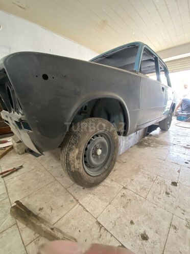 LADA (VAZ) 2106-7