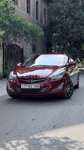 Hyundai Elantra-1