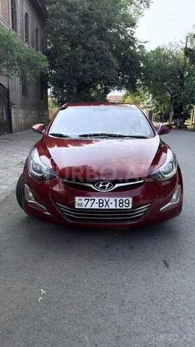Hyundai Elantra-10