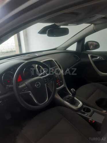 Opel Astra-7