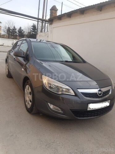 Opel Astra-1
