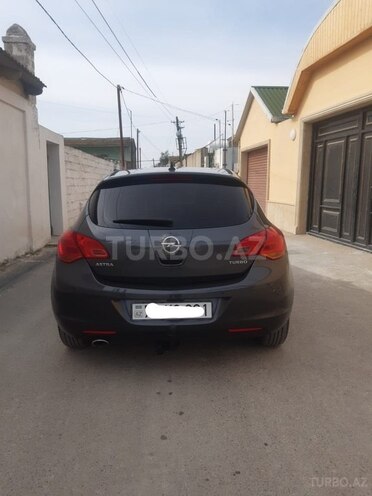 Opel Astra-4