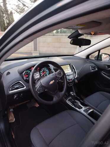 Chevrolet Cruze-11