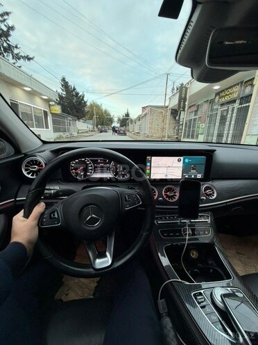 Mercedes E 220 d-7