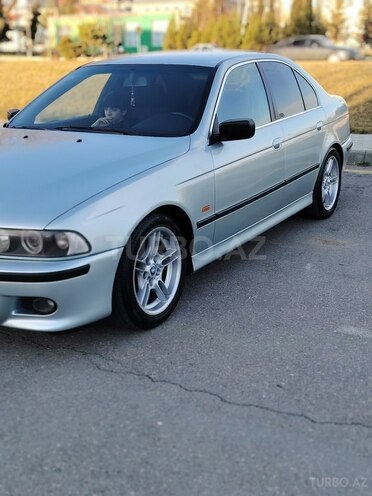 BMW 523-3