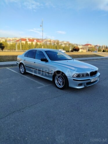 BMW 523-2
