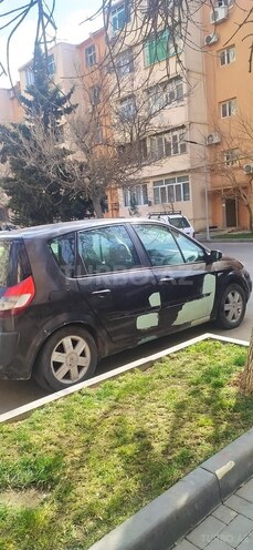 Renault Scenic-6