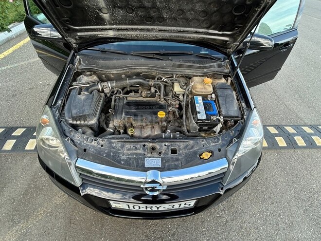 Opel Astra-12