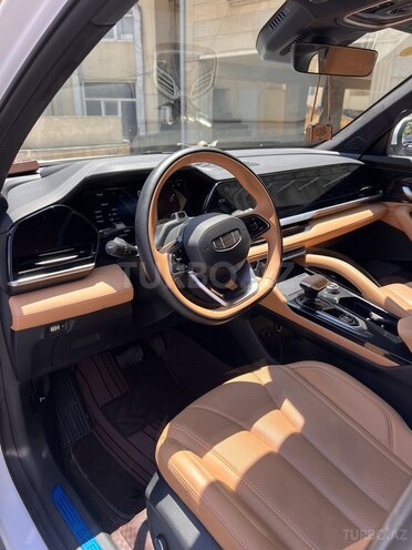 Geely Monjaro-8