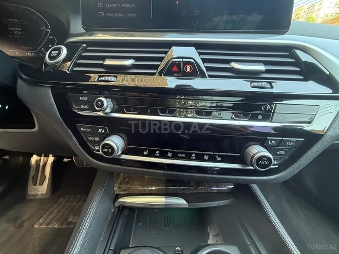 BMW 530e-9