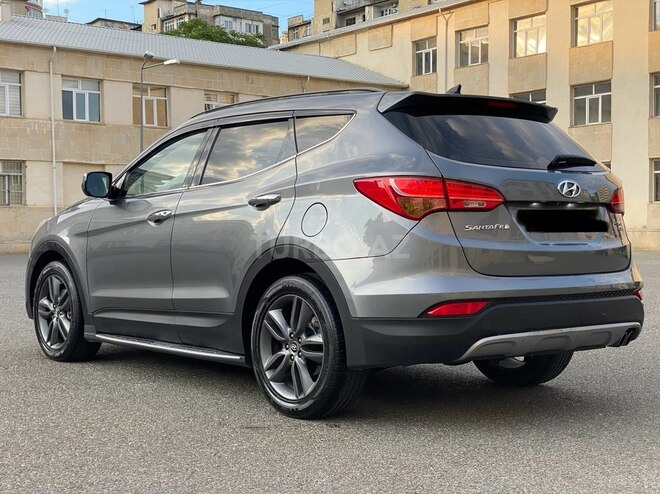 Hyundai Santa Fe-4
