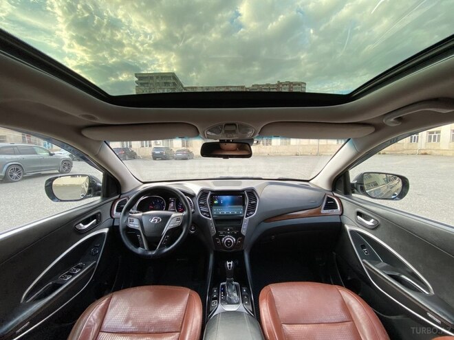 Hyundai Santa Fe-13