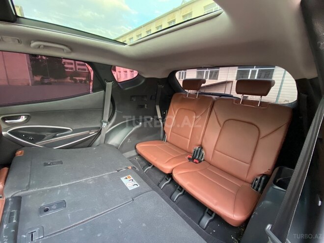 Hyundai Santa Fe-18